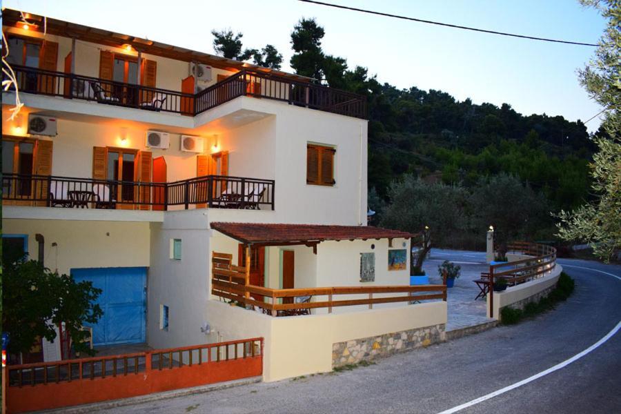 Pension Oasis Вотси Экстерьер фото